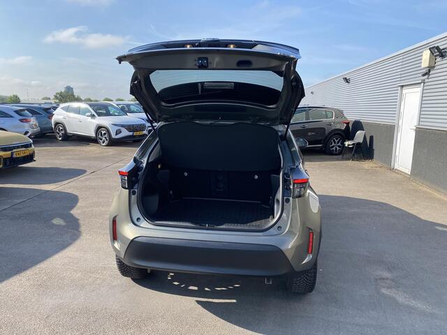 Toyota YARIS Cross 1.5 Hybrid 130 Executive Panaramadak, Stoelverwarming, PDC, Smart Key, LMV, LED, Navigatie, Achteruitrijcamera