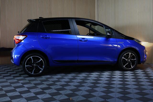 Toyota YARIS 1.5 Hybrid Bi-Tone Plus AUTOM CLIMA CAMERA LANE CRUISE KEYLESS BOTSWAARSCH 18