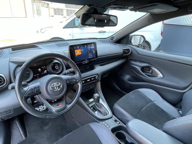Toyota YARIS 1.5 Hybrid GR Sport | Premium Pack | Panoramadak | JBL | HUD