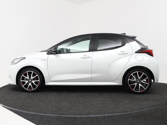 Toyota YARIS 1.5 Hybrid Executive | Bi-Tone | Half Leder |