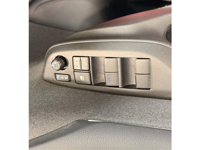 Toyota YARIS 1.5 Hybrid 115 Dynamic | Comfort Pack | Apple Carplay |