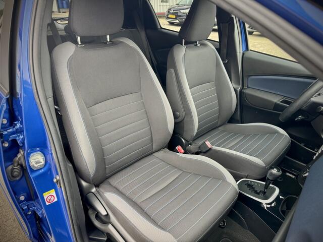 Toyota YARIS 1.5 Hybrid Bi-Tone Navi Camera Cruise NL auto