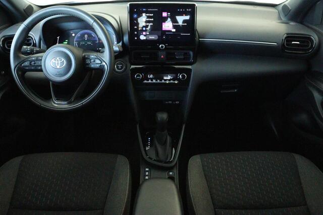 Toyota YARIS Cross 1.5 Hybrid 115 First Edition, Parkeersensoren