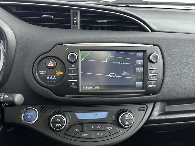 Toyota YARIS 1.5 Hybrid Premium | NL-Auto | Full Options |