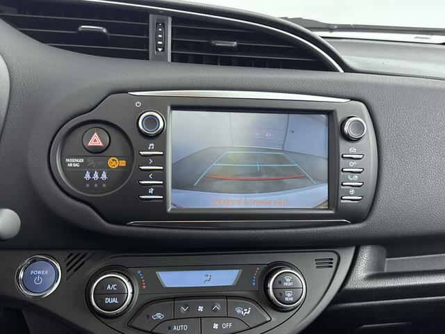 Toyota YARIS 1.5 Hybrid Premium | NL-Auto | Full Options |