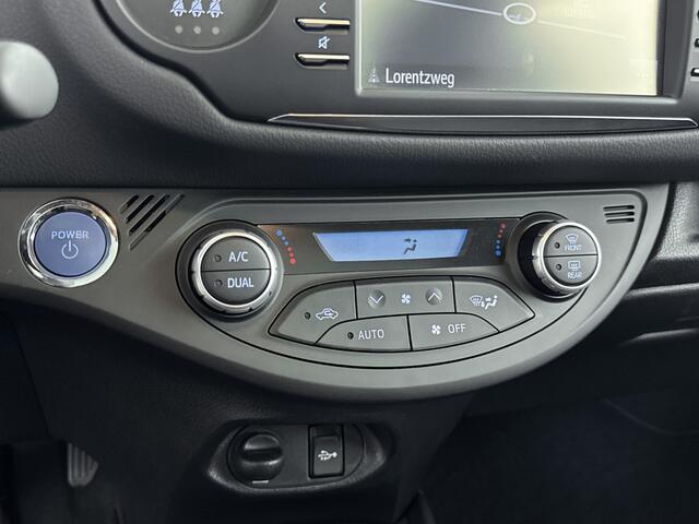 Toyota YARIS 1.5 Hybrid Premium | NL-Auto | Full Options |