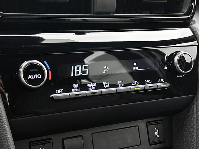 Toyota YARIS Cross 1.5 Hybrid 115 Dynamic + Comfort Pack | NIEUW GEREGISTREERDE AUTO | Stoel + Stuur + Voorruit verwarming | Blindspot | PDC V+A |