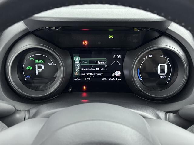 Toyota YARIS 115 Hybrid Dynamic | Navigatie | LED Verlichting |