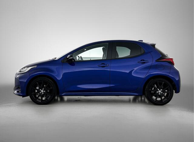 Toyota YARIS 1.5 Hybrid Executive | Head Up Display | JBL | Dodehoekdetectie | Carplay