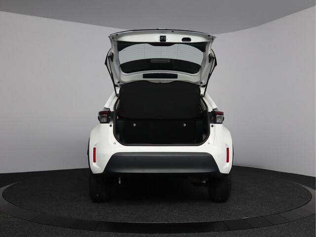 Toyota YARIS Cross 1.5 Hybrid 115pk Dynamic Business Navigatie | Achteruitrijcamera