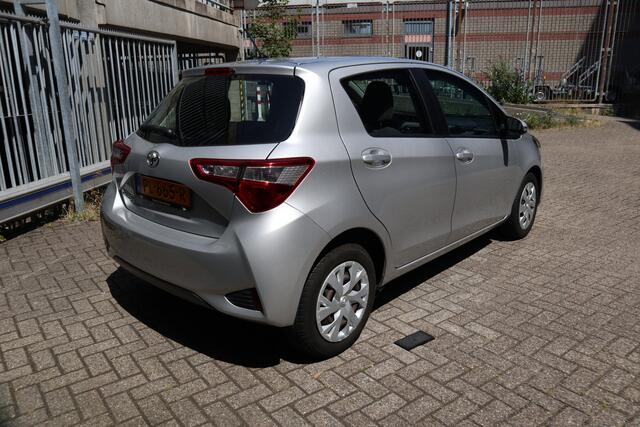 Toyota YARIS 1.0 VVT-i Aspiration