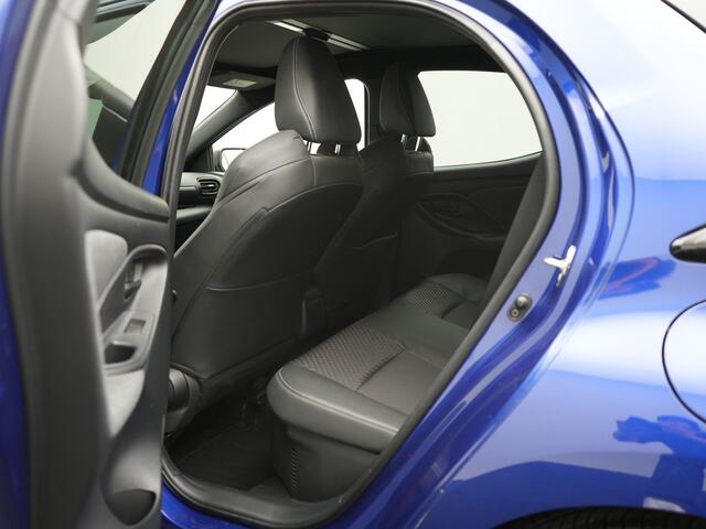 Toyota YARIS 1.5 Hybrid Executive Panoramadak | Premium Audio | Head-Up