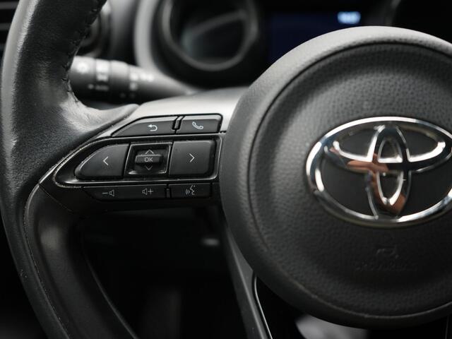 Toyota YARIS 1.5 Hybrid Executive Panoramadak | Premium Audio | Head-Up