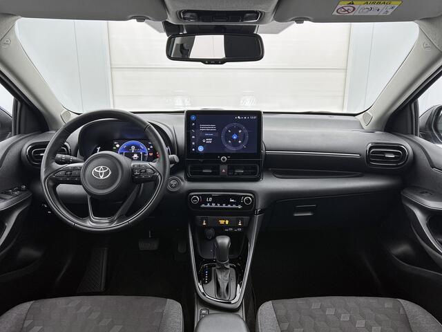 Toyota YARIS 1.5 Hybrid 115 Dynamic + Comfort pack | BTW Voertuig | Stoelverwarming | Dealeronderhouden |