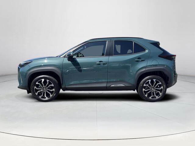 Toyota YARIS Cross 1.5 Hybrid 115 Dynamic | Forest green metallic | Comfort pack | Nieuw uit voorraad leverbaar |