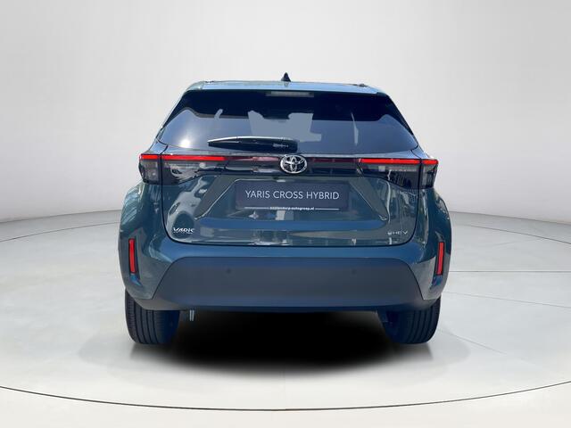 Toyota YARIS Cross 1.5 Hybrid 115 Dynamic | Forest green metallic | Comfort pack | Nieuw uit voorraad leverbaar |