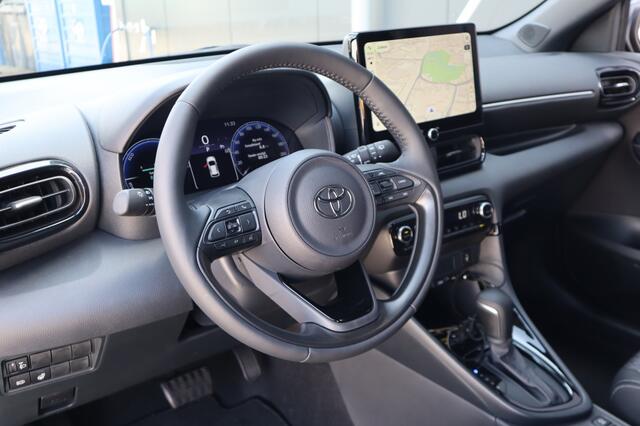 Toyota YARIS 1.5 Hybrid 130 Executive Stuur en Stoelverwarming | Blindspot