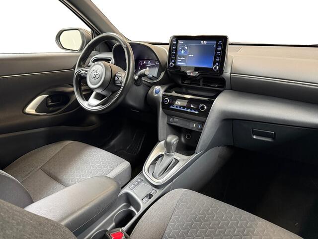 Toyota YARIS Cross 1.5 Hybrid Dynamic I Trekhaak I CarPlay I Adaptive I Camera I Stoel- en stuurverwarming I