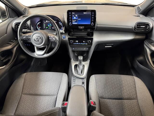 Toyota YARIS Cross 1.5 Hybrid Dynamic I Trekhaak I CarPlay I Adaptive I Camera I Stoel- en stuurverwarming I