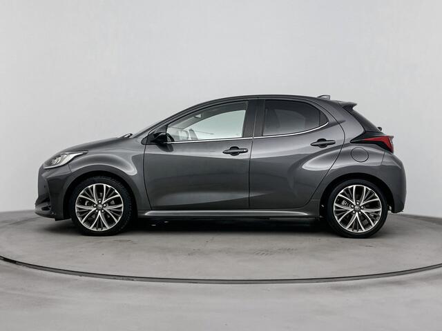 Toyota YARIS 1.5 Hybrid Executive Limited | Lederen bekleding | Parkeercamera |