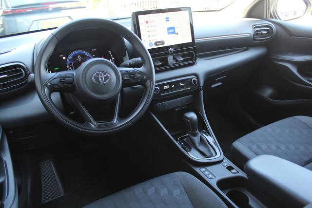 Toyota YARIS 1.5 Hybrid 115 First Edition | Rijklaar | Apple/Android | LED | Keyless | Clima | Adap.cruise | Camera | LM-velgen | NL-auto