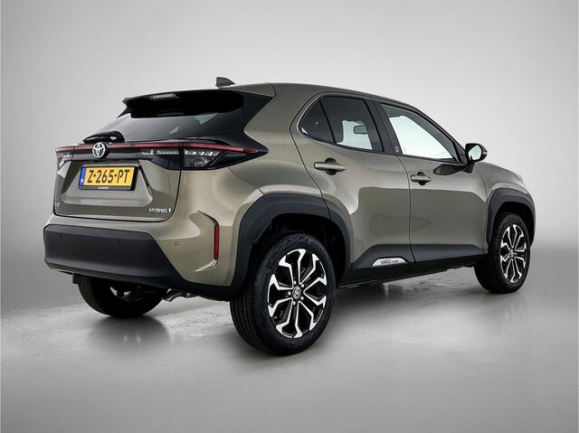 Toyota YARIS Cross 1.5 Hybrid Dynamic | Voorstoel en stuurverwarming | Parkeersensoren rondom |