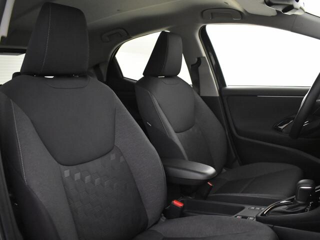 Toyota YARIS 1.5 Hybrid 115 Style | PDC V+A | BSM | Stuur en Stoelverwarming