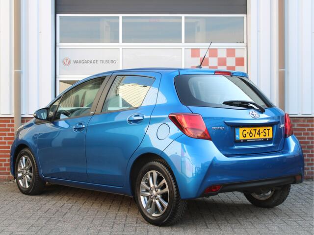 Toyota YARIS 1.0 VVT-i Aspiration Edition S /15'LM/AIRCO/Camera/CV/PDC/Lane assist/Stoelverwarming/Bluetooth/ISOFIX!