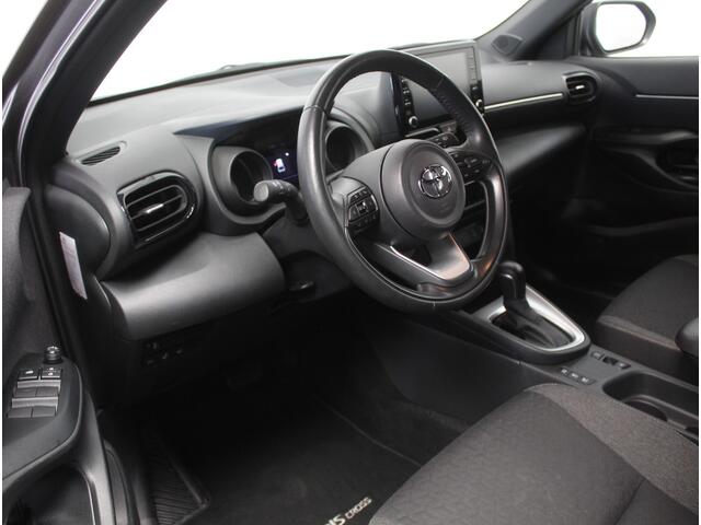 Toyota YARIS Cross 1.5 Hybrid Dynamic CAMERA | CARPLAY | ADAPCRUISE | LMV17 | LED | CLIMATE | STOELVERW | DAB