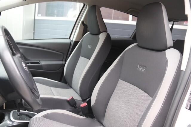 Toyota YARIS 1.5 Hybrid Y20 Automaat, Stoelverwarming, Carplay, Camera