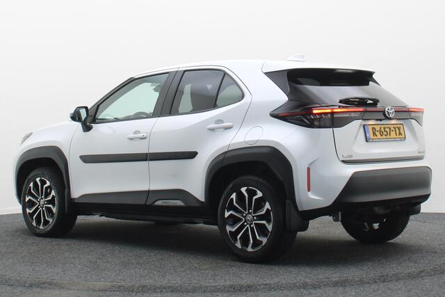 Toyota YARIS Cross 1.5 Hybrid Adventure Winterpakket, Climate, ACC, Camera, Apple Carplay, LED, PDC, 17''