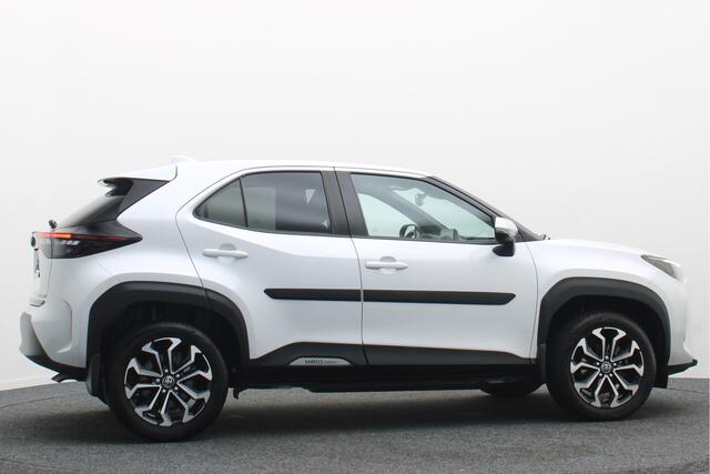 Toyota YARIS Cross 1.5 Hybrid Adventure Winterpakket, Climate, ACC, Camera, Apple Carplay, LED, PDC, 17''