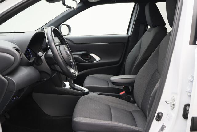 Toyota YARIS Cross 1.5 Hybrid Adventure Winterpakket, Climate, ACC, Camera, Apple Carplay, LED, PDC, 17''