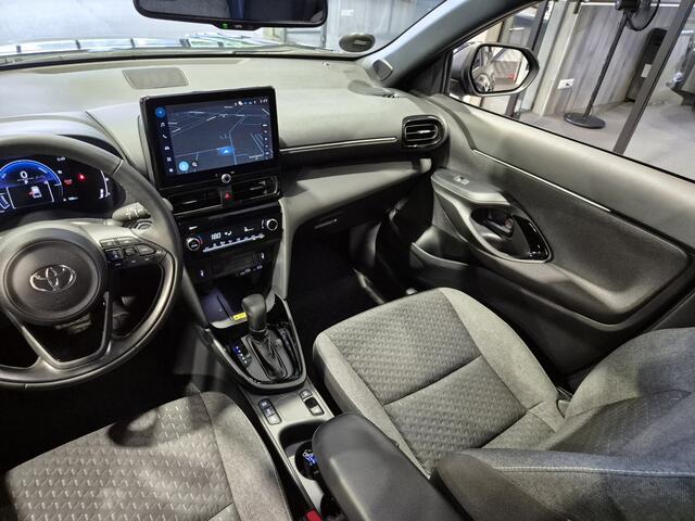 Toyota YARIS Cross 1.5 Hybrid 115 Dynamic Carplay-Android / Trekhaak / Camera / Verw. stuur-stoelen /