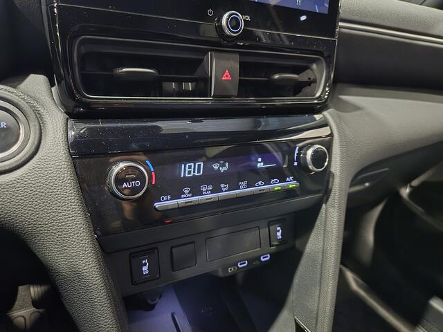 Toyota YARIS Cross 1.5 Hybrid 115 Dynamic Carplay-Android / Trekhaak / Camera / Verw. stuur-stoelen /