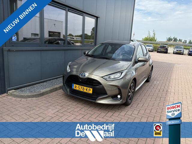 Toyota YARIS 1.5 Hybrid Dynamic 5-drs. ADAPT.CRUISE/CAMERA/NAVI/CARPLAY/LED