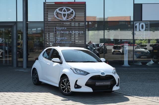 Toyota YARIS 1.5 Hybrid 115PK Dynamic Automaat | Apple Carplay / Android auto | Achteruitrij camera | 4,2" digitaal instrumentenpaneel 'Binocular' | Ramen, elektrisch bedienbaar voor en achter | Smart Entry met s