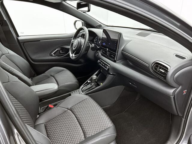Toyota YARIS 1.5 Hybrid 130 Executive | Stoel en stuurwielverwarming | Lederen bekleding |