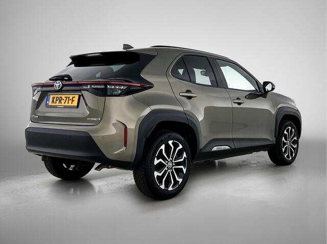 Toyota YARIS Cross 1.5 Hybrid Explore | BTW Voertuig | Stoelverwarming | Parkeersensoren |