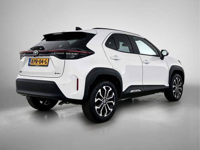Toyota YARIS Cross 1.5 Hybrid 130 Dynamic | BTW Voertuig | Stoelverwarming | Parkeersensoren |