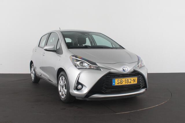 Toyota YARIS 1.5 Hybrid Design > Automaat/Navi/Cruise/All season banden/Goed onderhouden!
