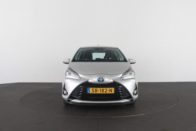 Toyota YARIS 1.5 Hybrid Design > Automaat/Navi/Cruise/All season banden/Goed onderhouden!