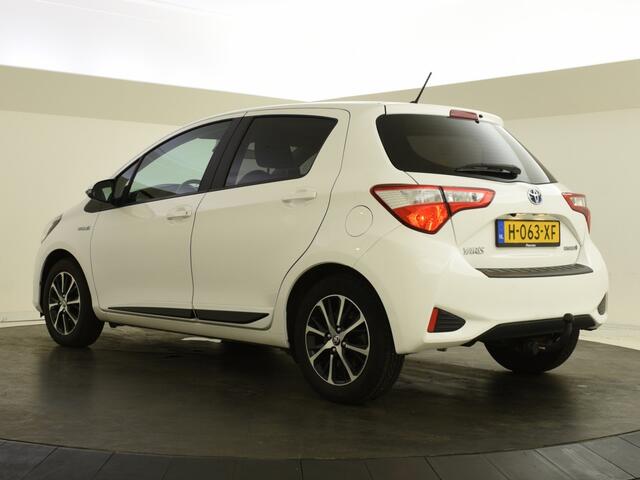 Toyota YARIS 1.5 Hybrid Design | LM Velgen | Climatronic | Camera