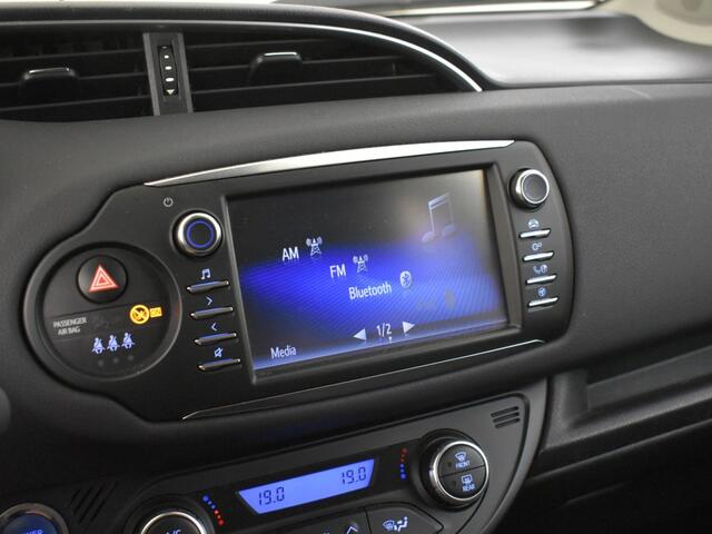 Toyota YARIS 1.5 Hybrid Design | LM Velgen | Climatronic | Camera