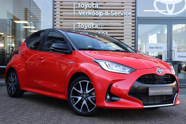 Toyota YARIS 1.5 Hybrid Launch Edition, Parkeersensoren , Navigatie , Stoelverwarming , Head-Up-Display