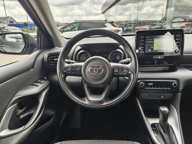 Toyota YARIS 1.5 Hybrid Dynamic | Trekhaak Afn. | All Seasons | Navi | Keyless Entry & Star