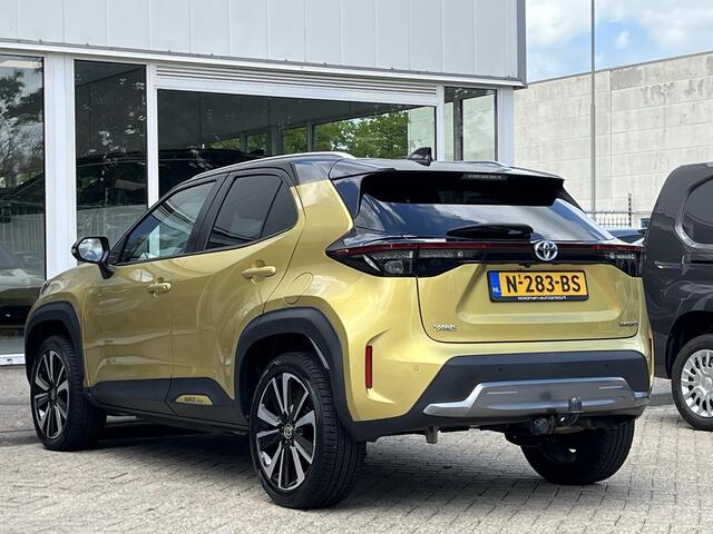 Toyota YARIS Cross 1.5 Hybrid Launch Edition l elektrische achterklep l JBL audio l dodehoeksensoren l leer