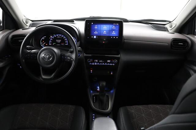 Toyota YARIS Cross 1.5 Hybrid Executive | Parkeer sensoren Stoelverwarming | Apple carplay & Android auto |