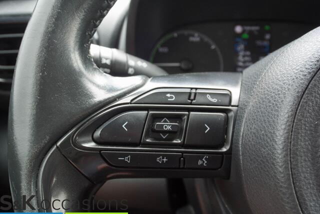 Toyota YARIS 1.5 Hybrid 115 Business NAVI 10j Garantie