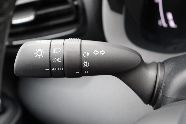 Toyota YARIS 1.5 Hybrid 115 First Edition, Apple Carplay, ,Lendensteun verstellen, Adaptieve Cruise Control